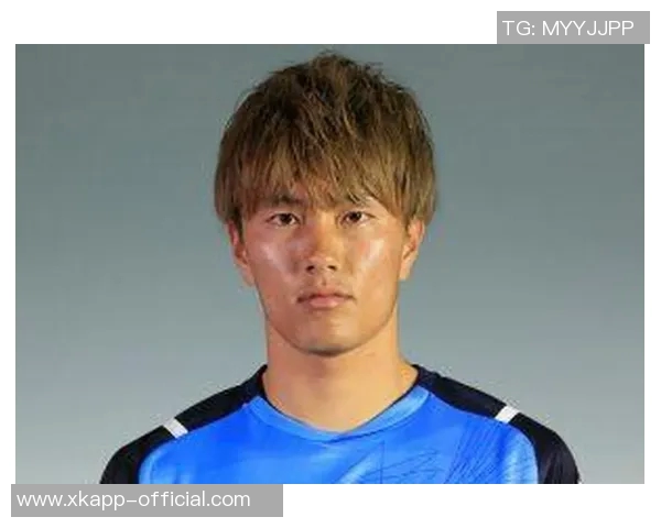 小川航基期待在与巴西队的较量中把握有限机会实现进球梦想