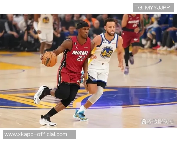 库里盛赞梅尔顿称其为典型NBA二号位能简化比赛节奏