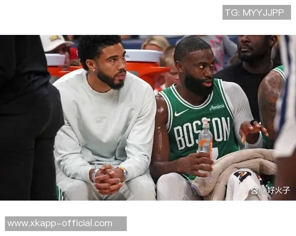 怀特称赞布朗为NBA最佳之一场内外皆为领袖连续9场30平队史纪录 怀特称赞布朗为NBA最佳之一场内外皆为领袖连续9场30平队史纪录